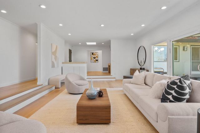 2550 Hayward Drive, Burlingame, CA 94010