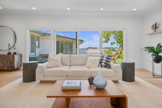 2550 Hayward Drive, Burlingame, CA 94010