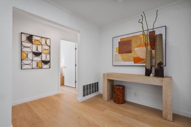 2550 Hayward Drive, Burlingame, CA 94010
