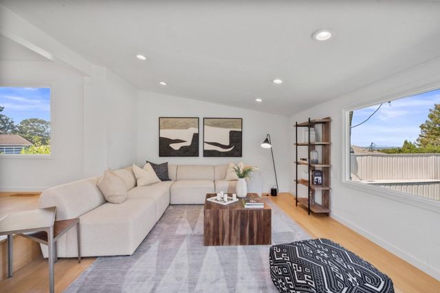 2550 Hayward Drive, Burlingame, CA 94010