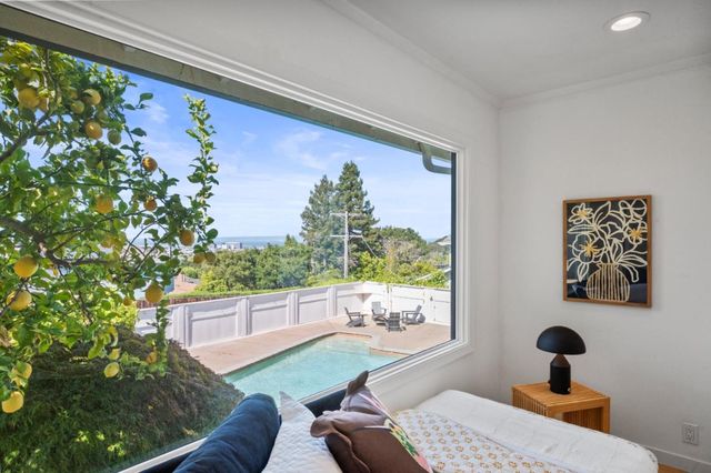 2550 Hayward Drive, Burlingame, CA 94010