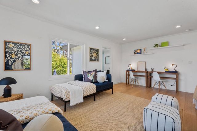2550 Hayward Drive, Burlingame, CA 94010