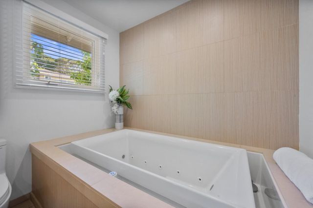 2550 Hayward Drive, Burlingame, CA 94010