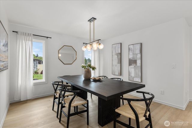 608 Magnolia Lane, Edmonds, WA 98020