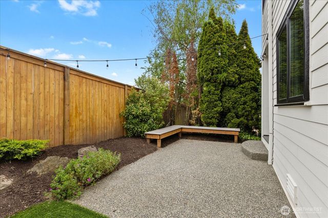 608 Magnolia Lane, Edmonds, WA 98020