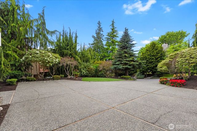 608 Magnolia Lane, Edmonds, WA 98020