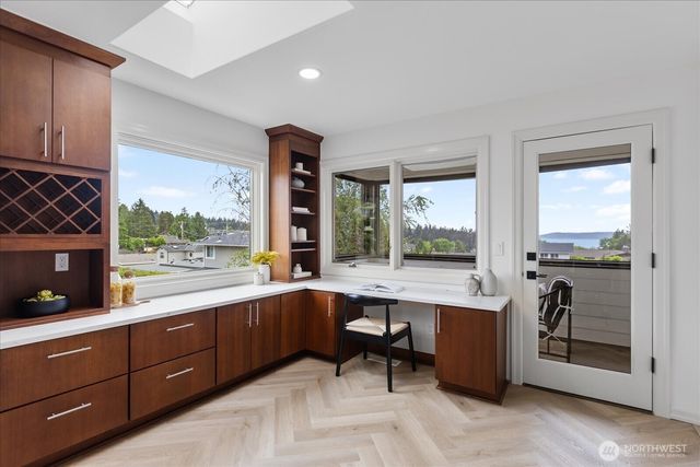 608 Magnolia Lane, Edmonds, WA 98020