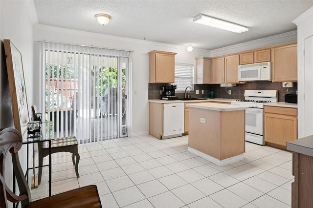 2313 Tisbury Way, Little Elm, TX 75068