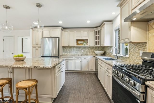 650 Ridgewood Rd, Maplewood Twp., NJ 07040