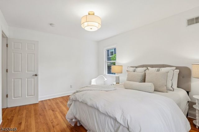 650 Ridgewood Rd, Maplewood Twp., NJ 07040