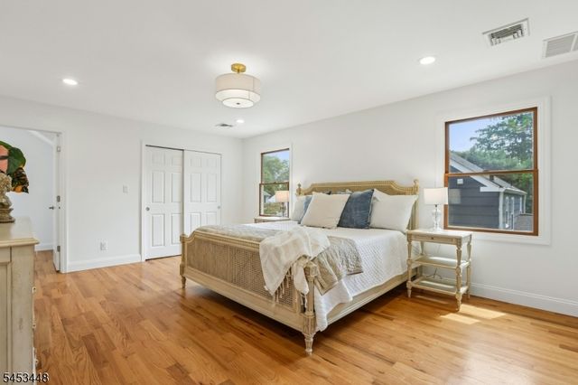 650 Ridgewood Rd, Maplewood Twp., NJ 07040