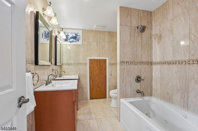 650 Ridgewood Rd, Maplewood Twp., NJ 07040