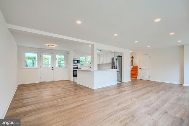 2108 EASTRIDGE RD, Lutherville Timonium, MD 21093