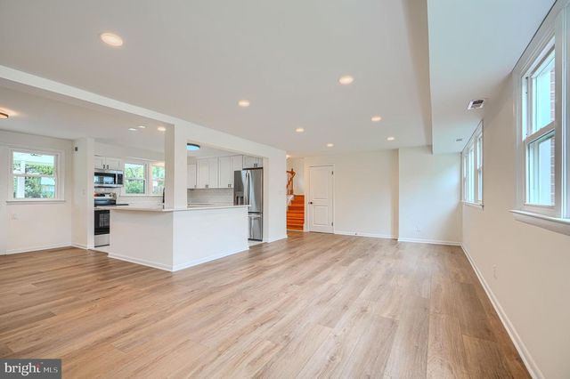 2108 EASTRIDGE RD, Lutherville Timonium, MD 21093