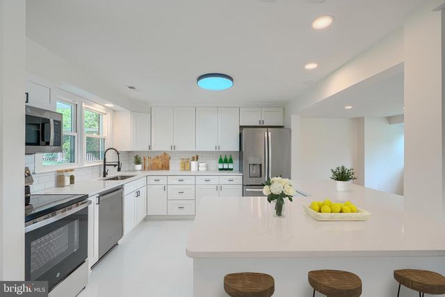 2108 EASTRIDGE RD, Lutherville Timonium, MD 21093