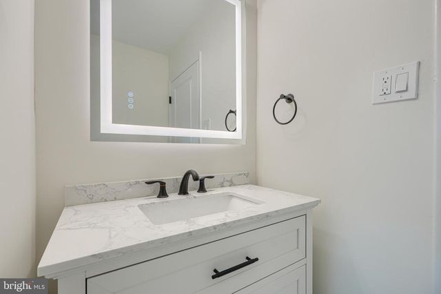 2108 EASTRIDGE RD, Lutherville Timonium, MD 21093