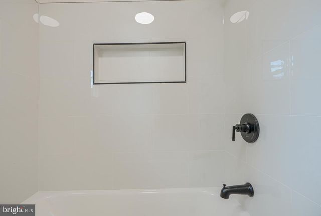 2108 EASTRIDGE RD, Lutherville Timonium, MD 21093