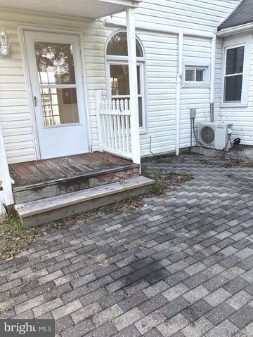 3 S SOUTHEAST BLVD, Newfield, NJ 08344