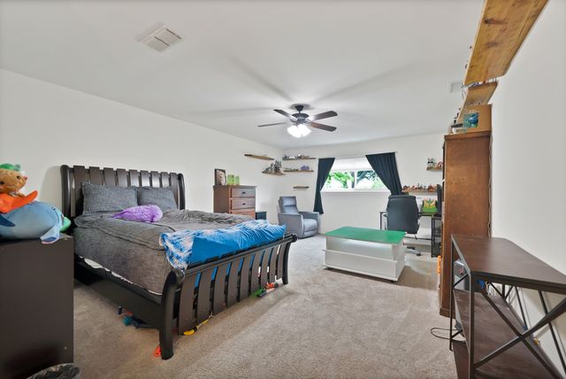 4025 Diamond Loch W, North Richland Hills, TX 76180