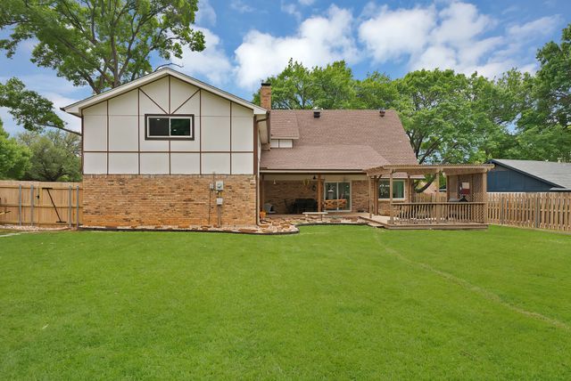 4025 Diamond Loch W, North Richland Hills, TX 76180