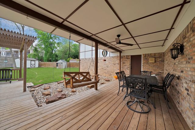 4025 Diamond Loch W, North Richland Hills, TX 76180