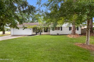 2099 Rustwood Drive, Biloxi, MS 39532
