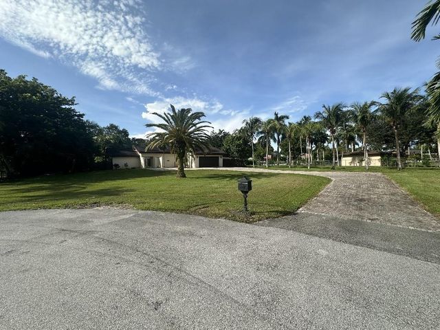 11460 SW 1st Court, Plantation, FL 33325