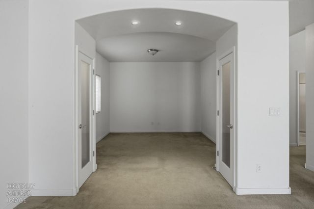 8215 E Emerson Ct, Stockton, CA 95212