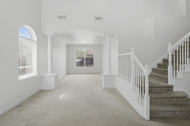 8215 E Emerson Ct, Stockton, CA 95212