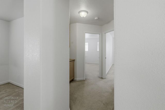 8215 E Emerson Ct, Stockton, CA 95212