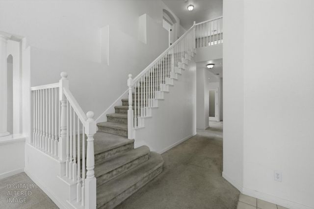 8215 E Emerson Ct, Stockton, CA 95212