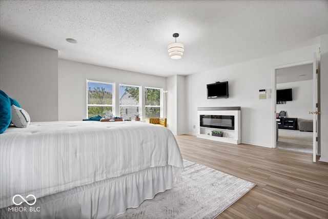 12667 Courage Crossing, Fishers, IN 46037