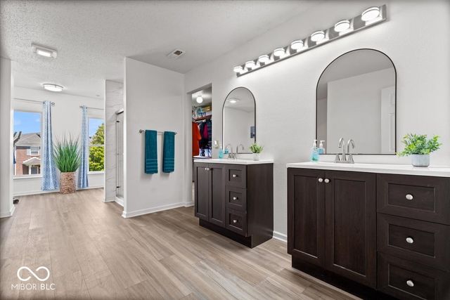 12667 Courage Crossing, Fishers, IN 46037