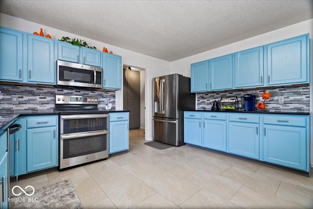 12667 Courage Crossing, Fishers, IN 46037