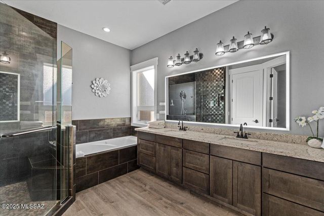 774 E Amber Ridge Road, Safford, AZ 85546