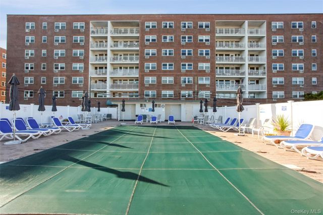 711 Shore Road 2C, Long Beach, NY 11561