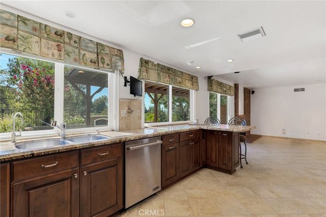11496 Twin Hills, Porter Ranch, CA 91326