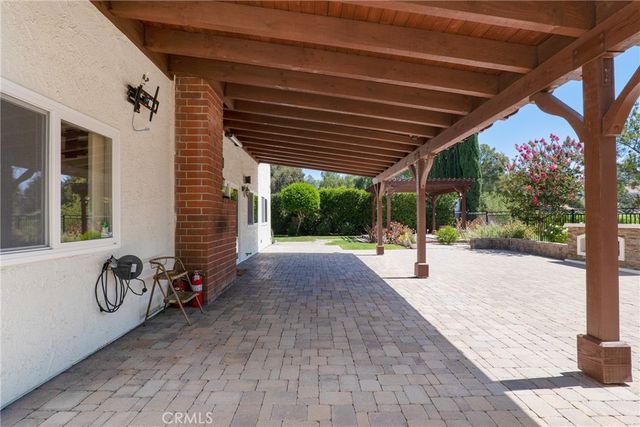 11496 Twin Hills, Porter Ranch, CA 91326