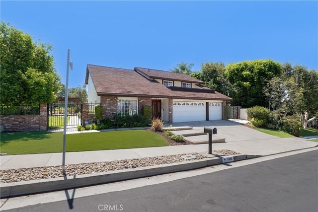 11496 Twin Hills, Porter Ranch, CA 91326