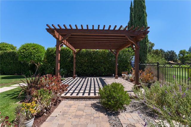 11496 Twin Hills, Porter Ranch, CA 91326