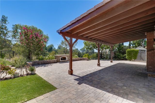 11496 Twin Hills, Porter Ranch, CA 91326