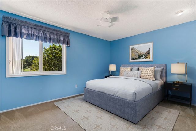 11496 Twin Hills, Porter Ranch, CA 91326