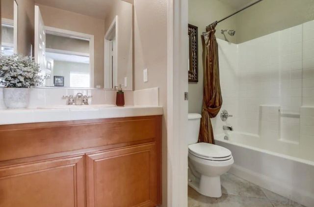 710 Casita Ln, San Marcos, CA 92069