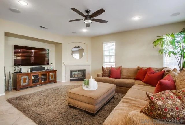 710 Casita Ln, San Marcos, CA 92069