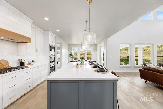 13544 N Ruffed Grouse Way, Boise, ID 83714