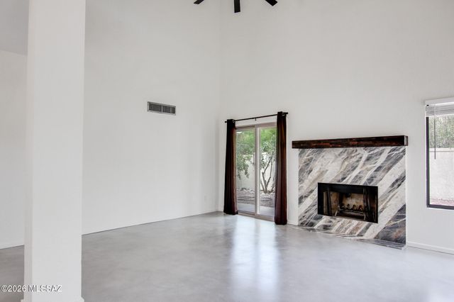 3151 N Tamarisk Lane, Tucson, AZ 85712