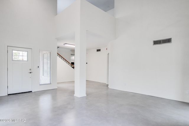 3151 N Tamarisk Lane, Tucson, AZ 85712