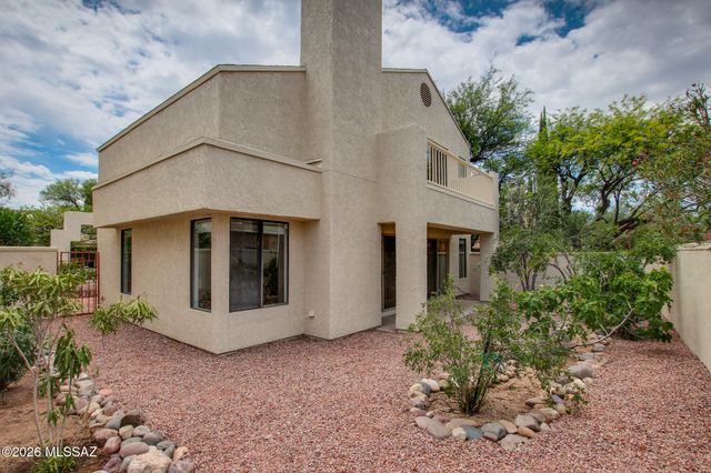 3151 N Tamarisk Lane, Tucson, AZ 85712