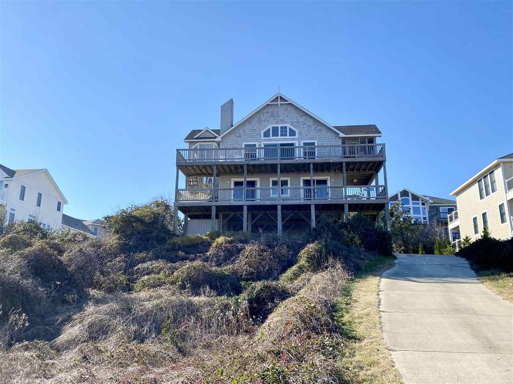 Image 1 of property listing at 128 Buffell Head Road Lot 147, Duck, NC 27949