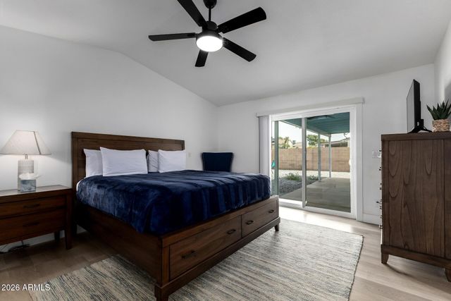 6620 W CHOLLA Street, Glendale, AZ 85304